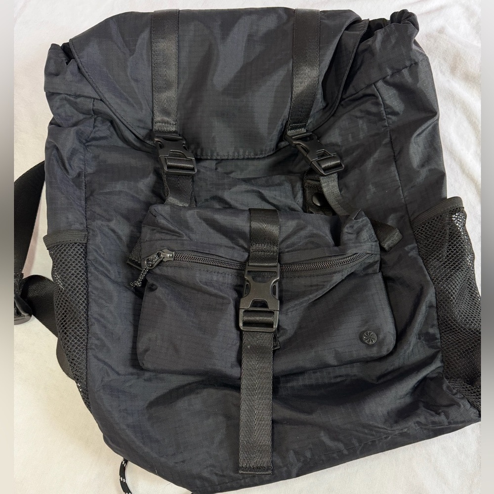 Athleta Oslo Bookbag Backpack Bag Black Nylon Lightweight with Crossbody Purse - Picture 2 of 12